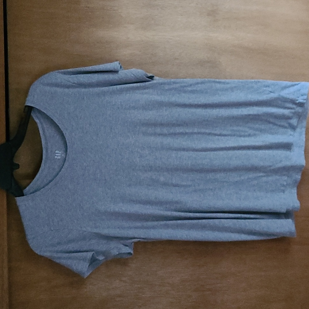 Gap Tee
